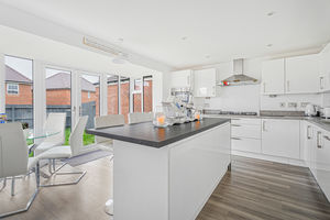 Kitchen/diner - click for photo gallery